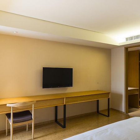 Ji Hotel Changzhou China Dinosaurs Park Екстериор снимка